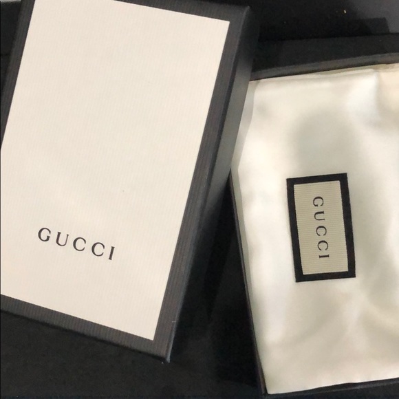 GUCCI GG embossed card case - Picture 2 of 2